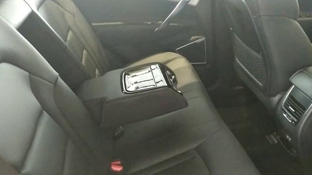 Обзор Geely ATLAS, luxe, АТ, 4x2, цвет: серебро смотреть онлайн