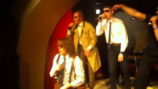 Cops on fire(live) Замри, заткнись мать твою! смотреть онлайн