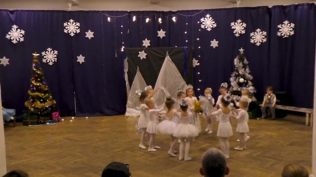 "Холодное сердце" - Новогодний спектакль по мотивам сказки смотреть онлайн