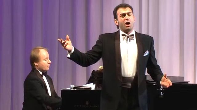 "Santa Lucia." - исп. Давид Гвинианидзе. смотреть онлайн