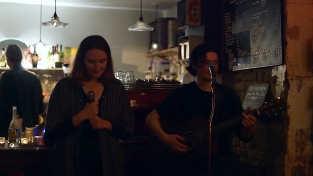 Tilly Dent EP launch night смотреть онлайн