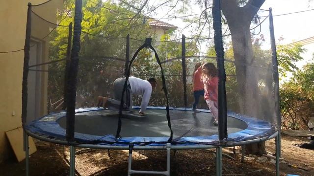 עושים חיים עם אבא בחופש חנוכה смотреть онлайн