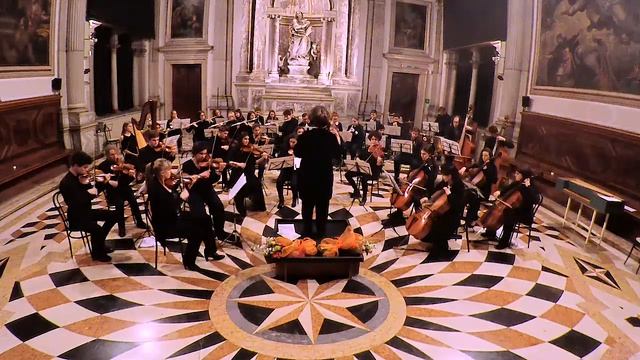 W A Mozart L'impresario teatrale, Ouverture смотреть онлайн