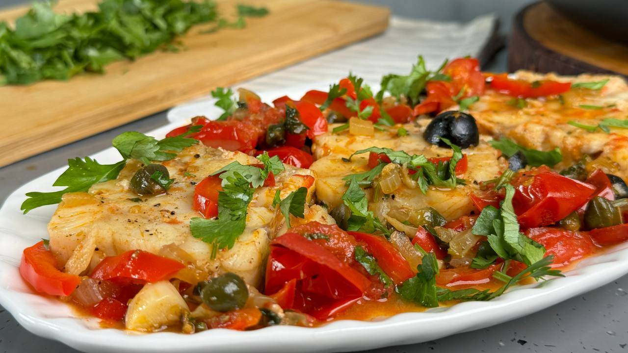 Божественно ВКУСНО! Такой МИНТАЙ каждый день готова есть! Рецепт просто песня! Минтай "Провансаль" смотреть онлайн