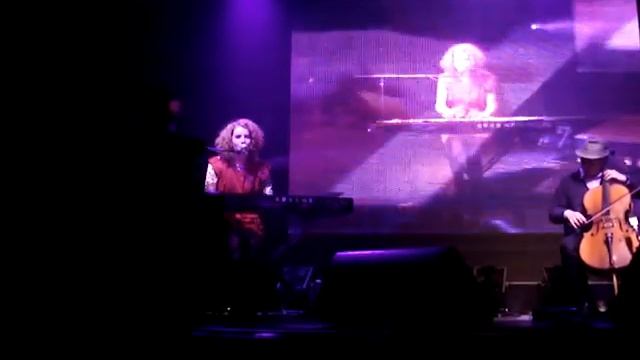 Alina Orlova (Алина Орлова) - Po﻿ tiltu (Live @ Tele-Club) смотреть онлайн