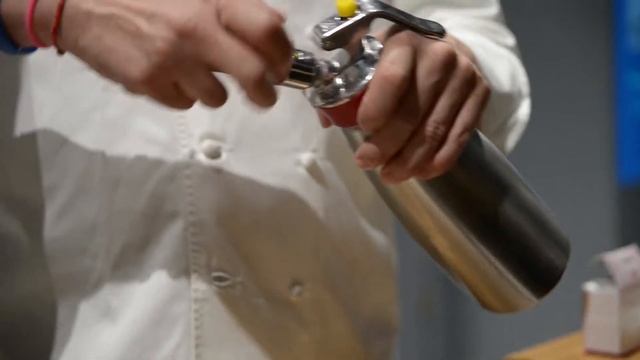 Grundig @ Eurocucina 2016 - Cooking Show: Matias Perdomo смотреть онлайн