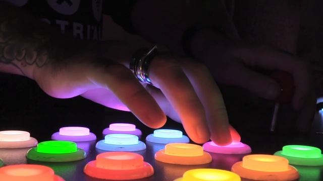 vlog: seattle museum of pop culture - part one смотреть онлайн