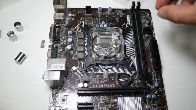 Banggood.com Watercooling Parts - £13/$17 Bykski Waterblock + Freezemod £30/$40 Copper Radiator