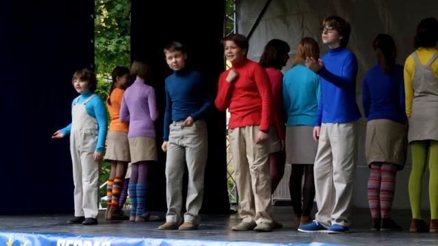 Потрясающий коллектив из Питера "Радуга" (26.05.2012) смотреть онлайн