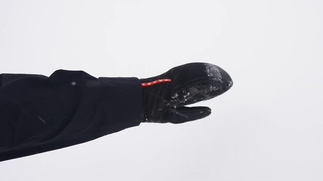 Prada presents #PradaLineaRossaSki featuring Julia Marino смотреть онлайн