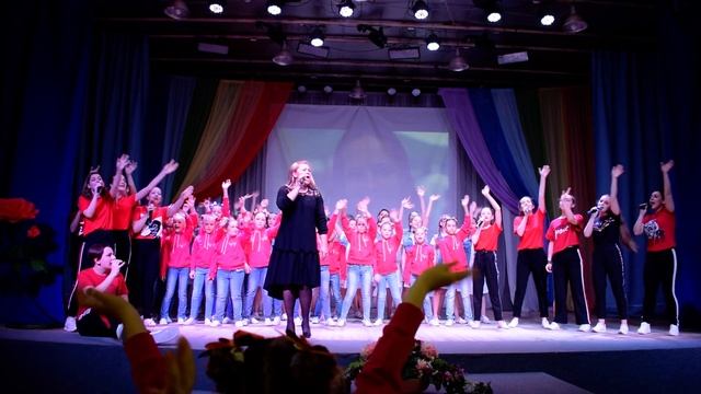 Финальная песня отчётного концерта! смотреть онлайн