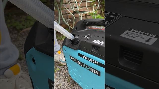 Add Oil#generator #addoil #oilshortage #oilalert #oilchange #invertergenerator #outdoor #camping смотреть онлайн