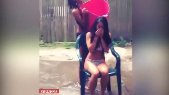 Ice Bucket Challenge Fails Compilation2 смотреть онлайн