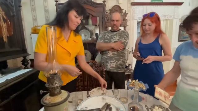 Краеведам Семея показали фонды музея Ф.Достоевского смотреть онлайн