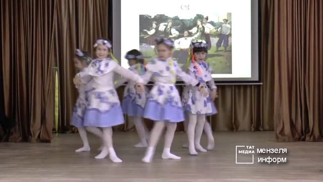 Коноваловская общеобразовательная школа на Фестивале народов Татарстана представляют украинцев смотреть онлайн