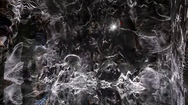 Светодиодное шоу Яеи Кусама (Yayoi Kusama) в Лос-Анджелесе смотреть онлайн