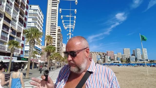 Окупасы в Бенидорме: кто эти люди и как им удалось занять город?