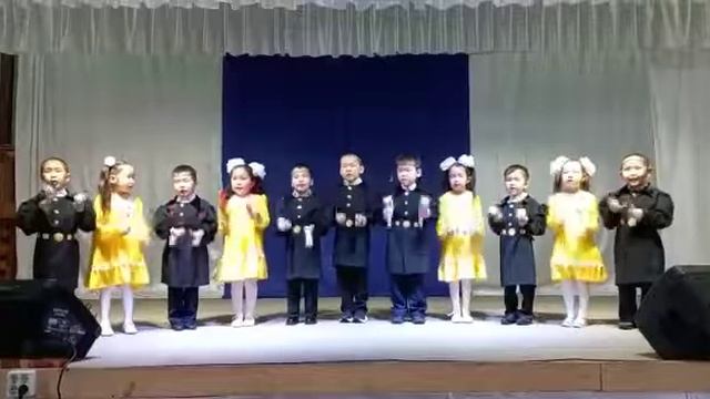 Номинация «Фольклорный жанр» ансамбль «Сулусчаан». Норуот ырыата «Һыттыа-һыттыа» смотреть онлайн