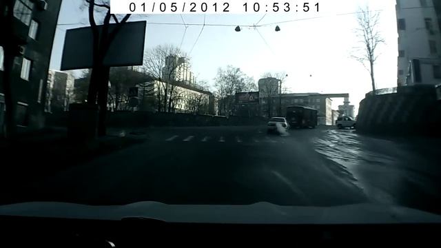 каток на пересечении Суханова и Уборевича смотреть онлайн