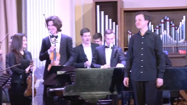 22.12.2016. MozART в классике и джазе - 1 отделение смотреть онлайн