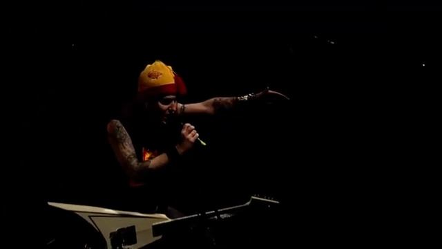 Children Of Bodom-Chaos Ridden Years(Stockholm Knockout Live, Arenan, Stockholm, Sweden, 05.02.2006) смотреть онлайн