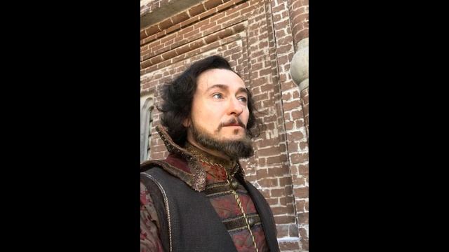 500 тысяч за смену: сколько зарабатывают актеры популярных сериалов смотреть онлайн