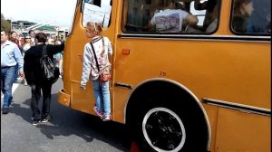 Парад Ретро Автобусов (Рекомендуем включить субтитры YouTube)