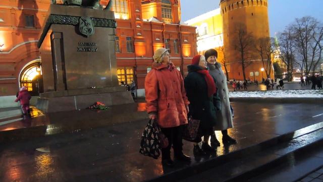 Музыкальные бабушки. Песня "Русские идут" смотреть онлайн