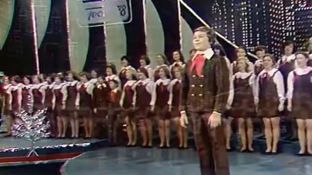 Большой Детский Хор - Вместе весело шагать (песни эпохи СССР) смотреть онлайн
