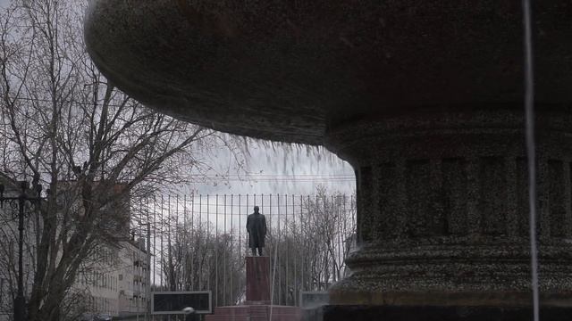 В Воркуте заработал фонтан и открыт мотосезон. смотреть онлайн