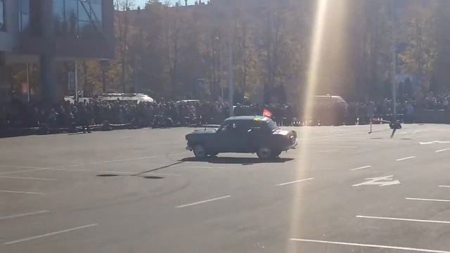 Dnepr Auto Retro Show - 2014 ("D.A.R.S. - 2014"), Соревнование ретро автомобилей ("Ретро-слалом") смотреть онлайн