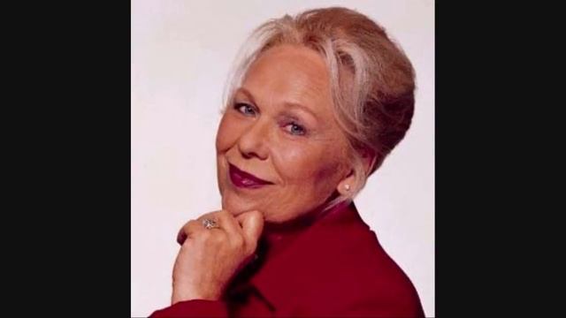 RENATA SCOTTO SINGS VERDI SONGS " IL TRAMONTO" смотреть онлайн