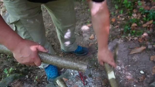 Mono Chair - New Bushcraft Chair Concept - A great Swiss Army Knife Project смотреть онлайн