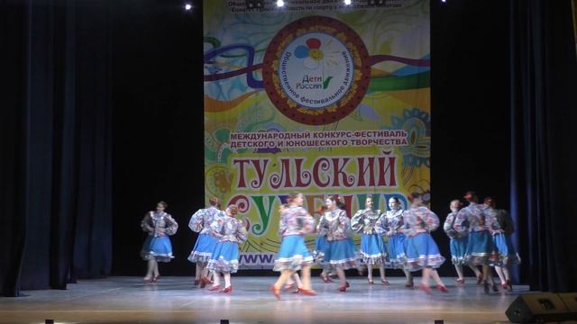 ВОЗЛЕ РЕЧКИ смотреть онлайн