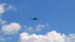 Вертолёт на небе.