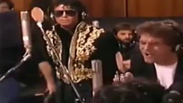 That Time Michael Jackson Wasn't Feeling Huey Lewis, Cyndi Lauper, and Kim Carnes Singing (Funny) смотреть онлайн