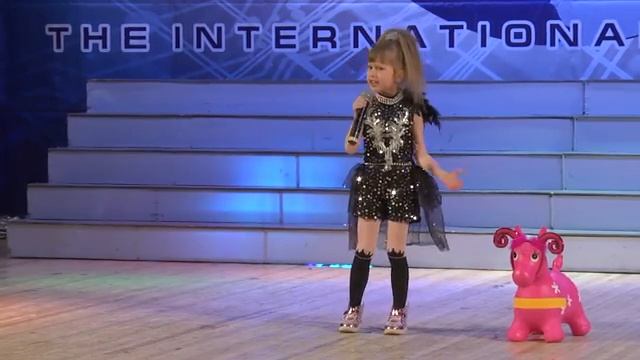 6 лет, Дьяченко Мария - Волшебник-недоучка смотреть онлайн