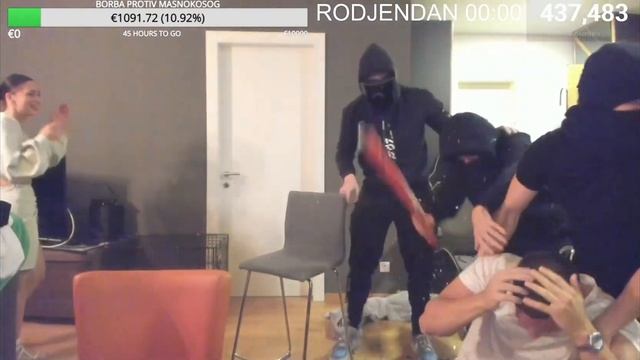 Baku Praseta NAPALI OPASNI MOMCI DOK JE SLAVIO RODJENDAN (Anja Bla se uplašila) смотреть онлайн
