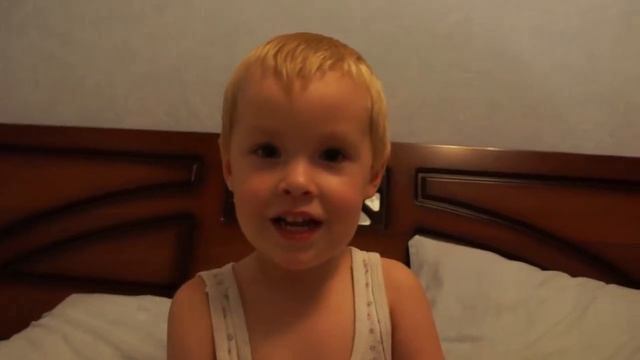 ребёнок прикольно разговаривает смотреть онлайн