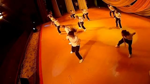 Танц клуб ЭКСТРИМ Пролог (Керчь, 29 04 2016) смотреть онлайн