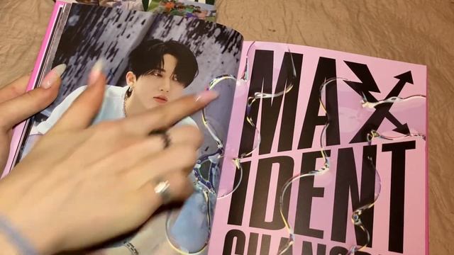 ✨Распаковка альбомов ::// Stray Kids / MAXIDENT / X / Enhypen / DIMENTION: DILEMMA //✨ смотреть онлайн