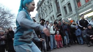 Брейк на Арбате.  1 апреля 2018. Первый опыт break dance от Тимура.