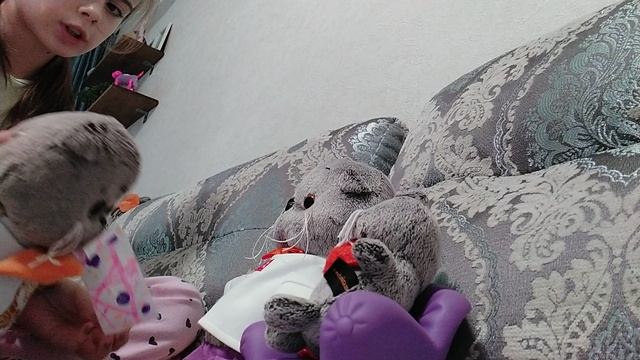 сладкий сюрприз для басиков смотреть онлайн