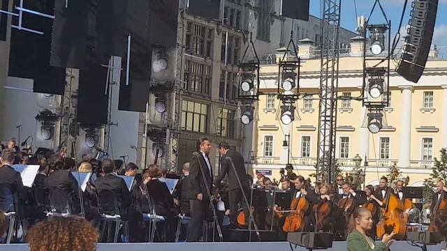 Ария Роберта "Иоланта", И. Головатенко, дир. Т. Сохиев смотреть онлайн