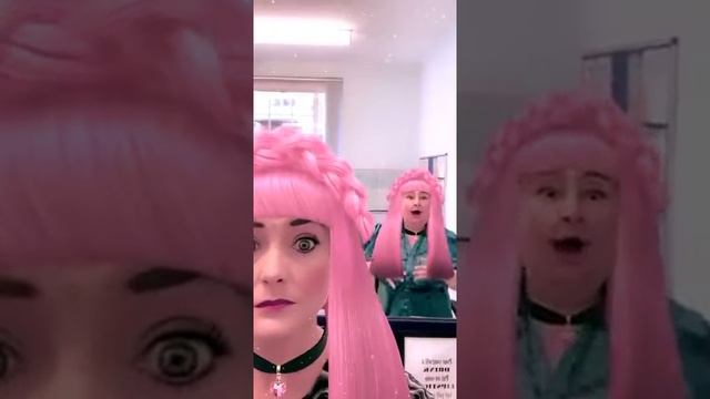 Queen of the Night Aria from The Magic Flute opera by Wolfgang Amadeus Mozart смотреть онлайн