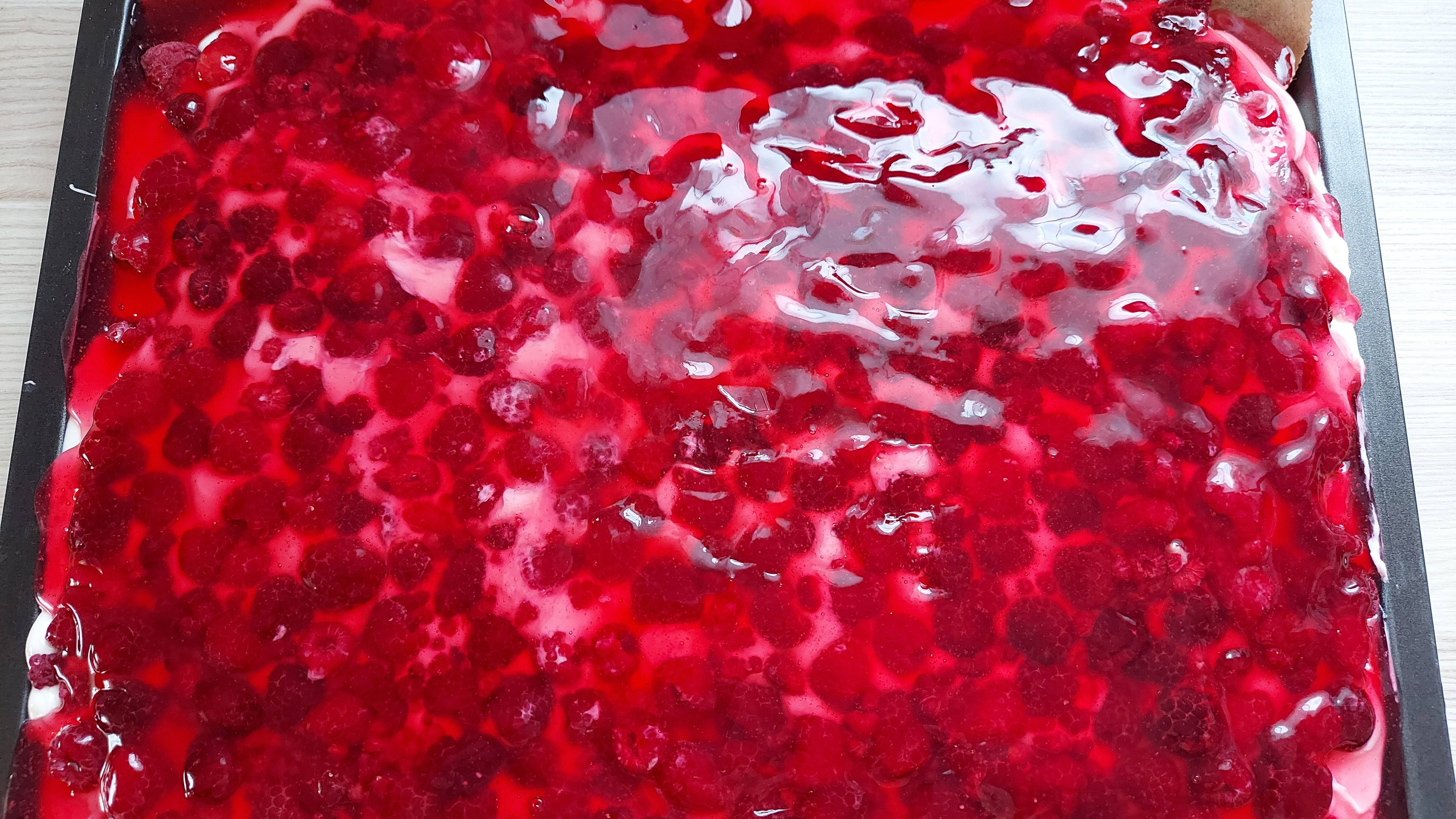 Пирог с малиной. Вкусный торт с малиной, который нужно обязательно попробовать! смотреть онлайн