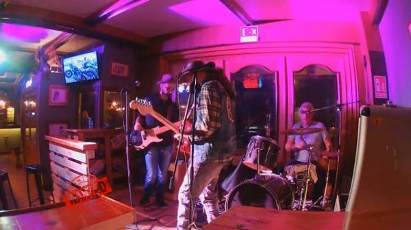 "The Good Guys Band" in Wasted Bar
