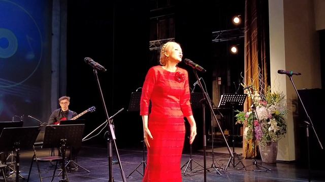 " А сердце всё ж любовью полно" (Г.Пономаренко - В.Дюнин) смотреть онлайн