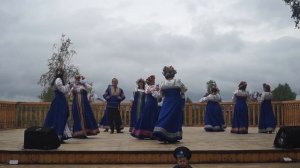 "Хор "чертополох" - Возле речки, возле моста...