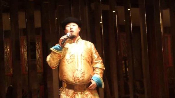 Нереальное горловое пение. Overtone singing.